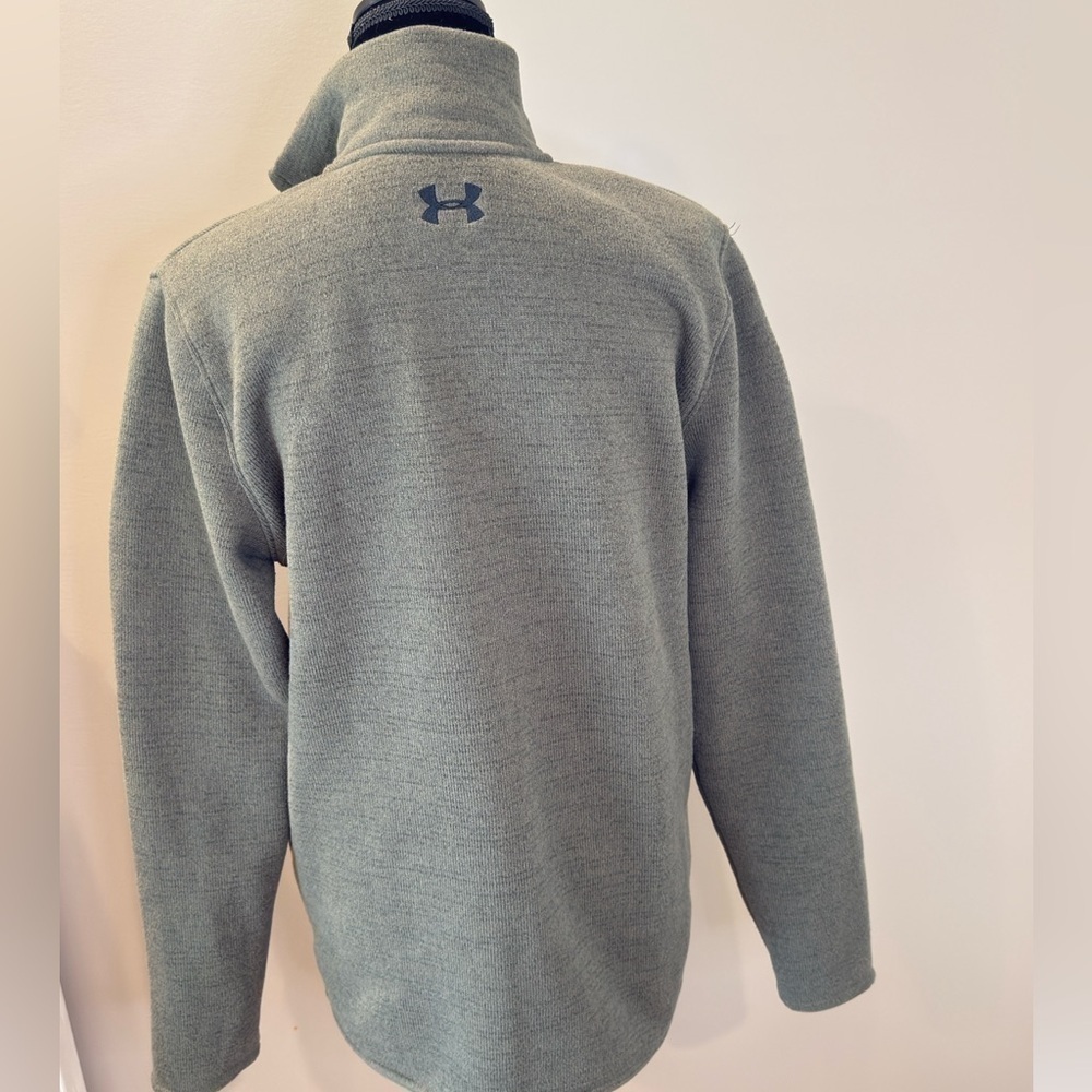 Men’s UNDER ARMOUR Specialist Henley sweater pullover- dark green. Size medium - Picture 4 of 9
